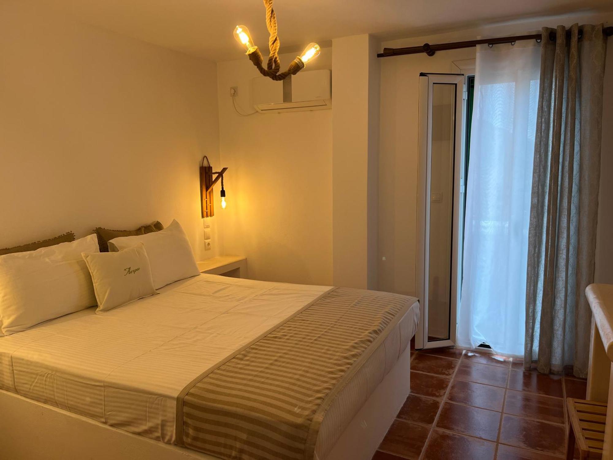 Astrio Suites Livadi  Esterno foto